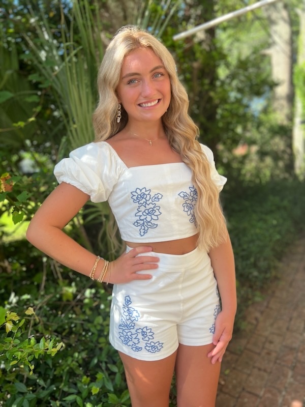 SONNET EMBROIDERED TOP