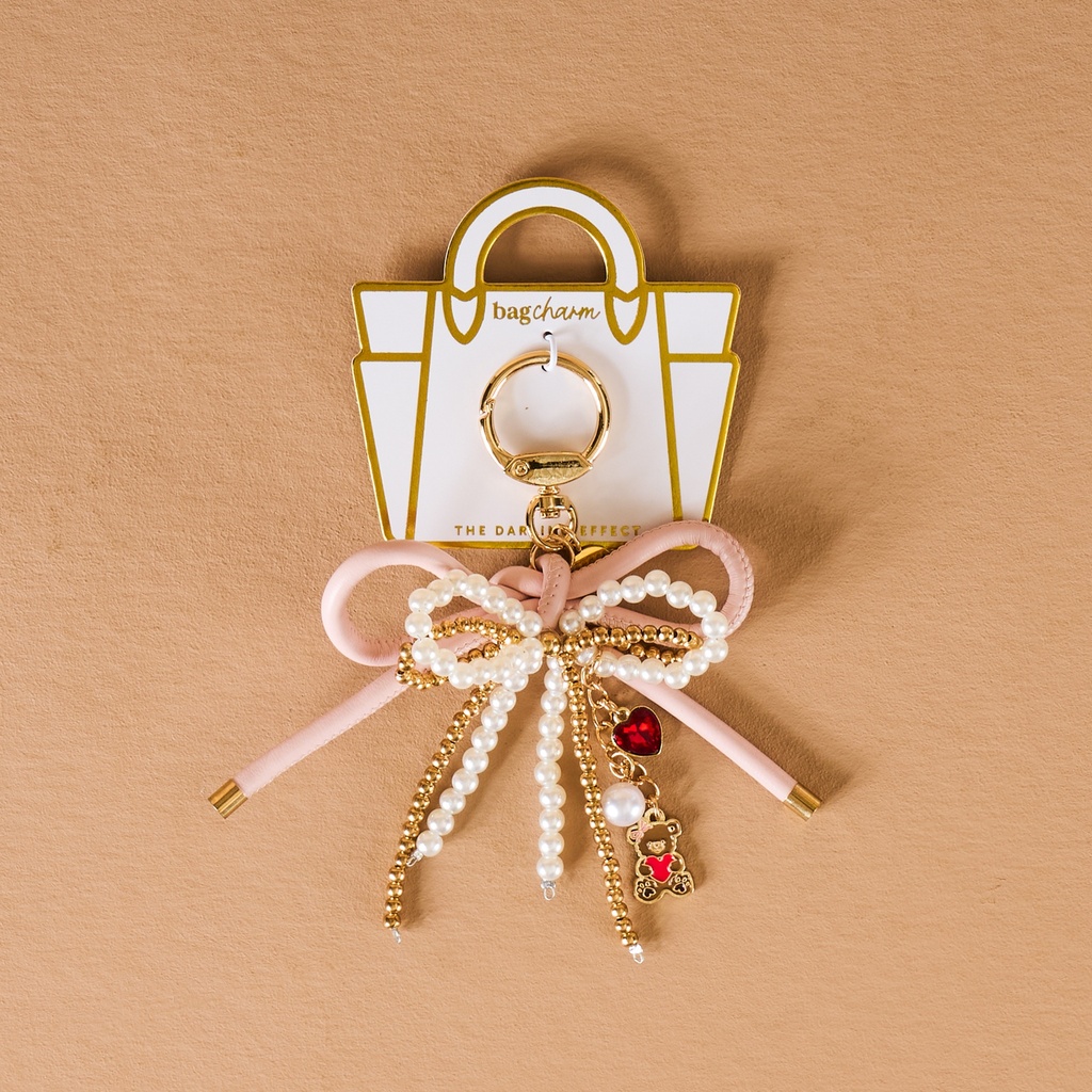 BOW PEARL BAG CHARM