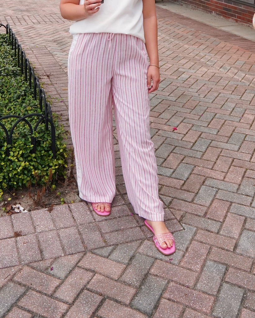 PRETTY IN PINK PANTS
