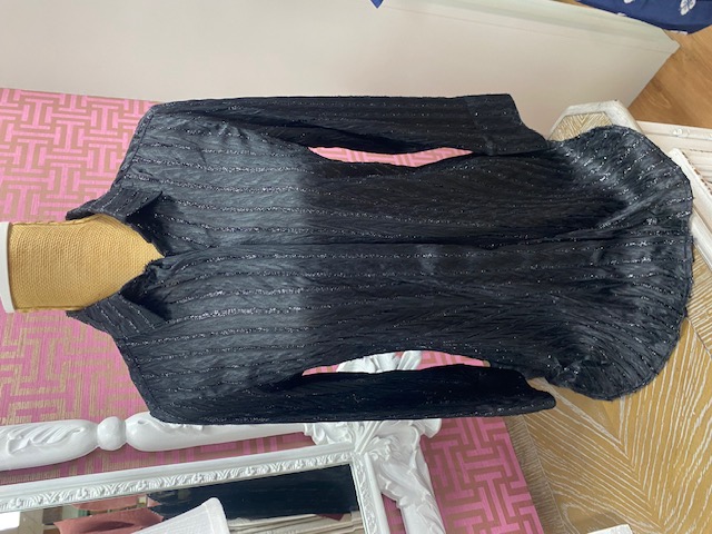 SPARKLY BLACK TOP