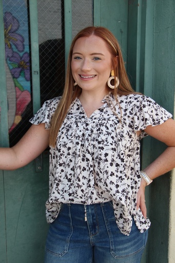 FLOWER RUFFLE SLEEVE TOP